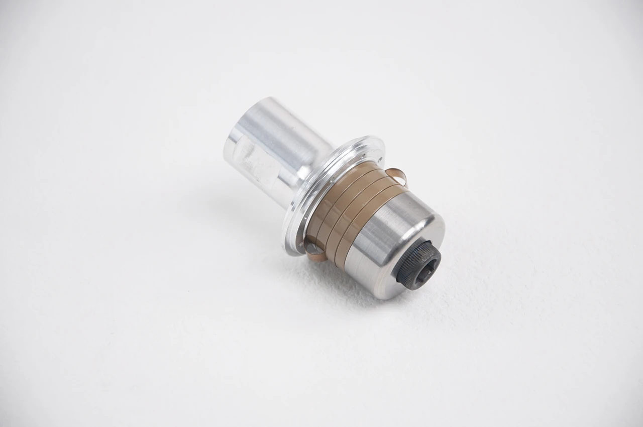 35kHz-900W-F30-SA-1 - Image 3