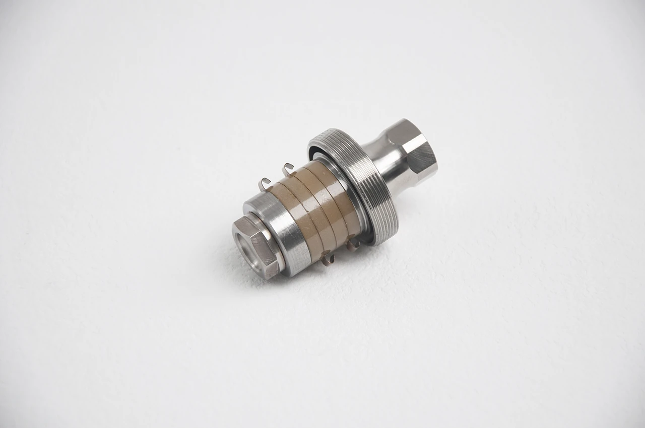 40kHz-900W-F25-TT-1